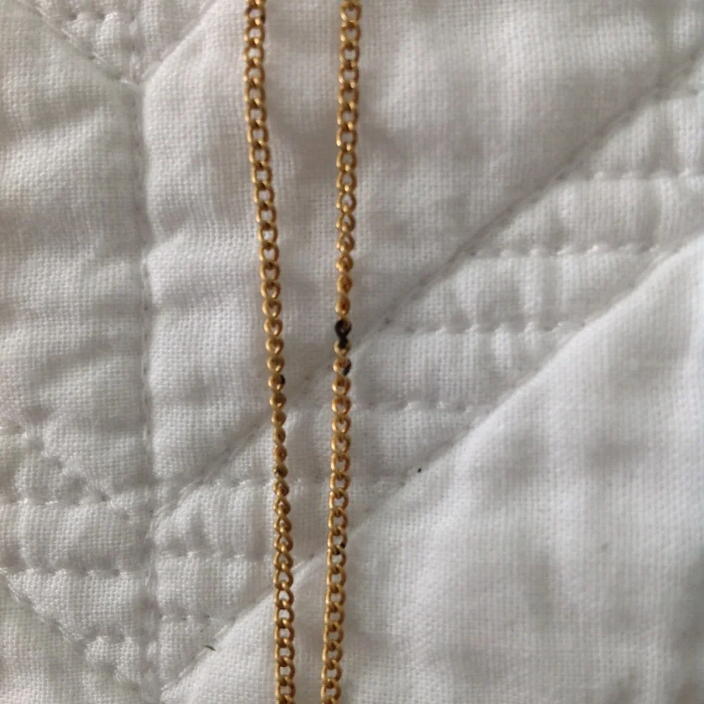 Little Queen Necklace 1960's Vintage